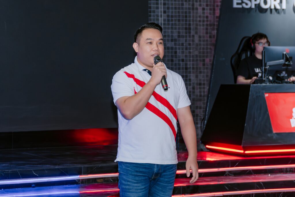 Anh Lê Duy Tuấn - Đại diện NTT kim cương Maxhome